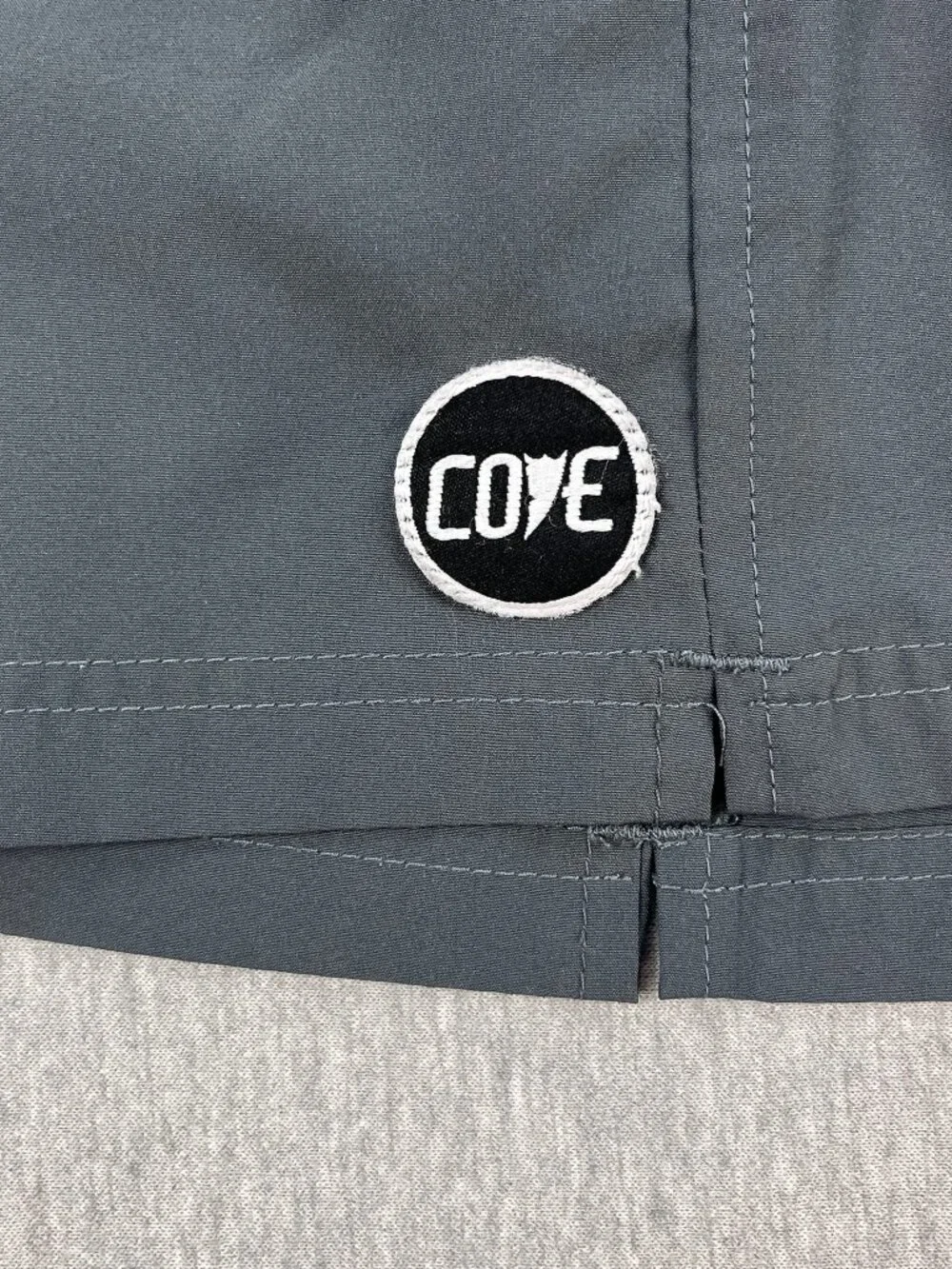 Cove USA Athletic Shorts Mens 30 Gray 4